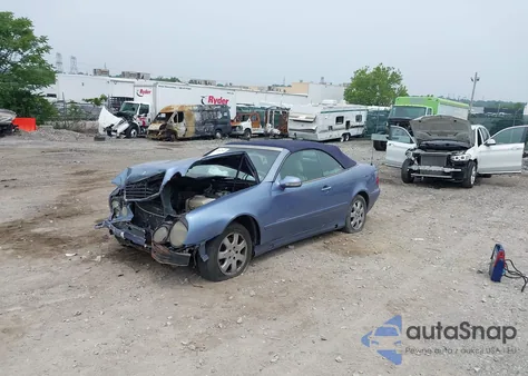 2000 Mercedes-Benz Clk 320 z USA, uszkodzony, nr VIN WDBLK65G9YT035936